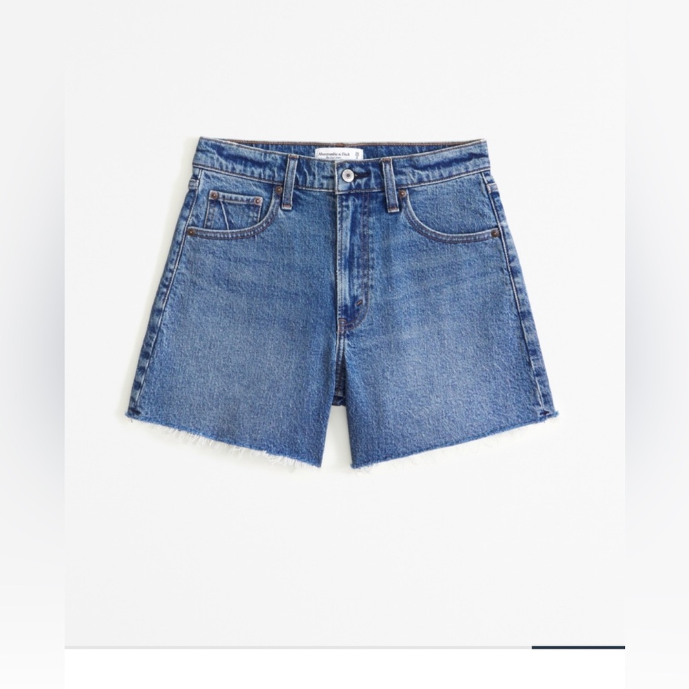 Abercrombie CURVE Love High Rise Dad Shorts size 33/16